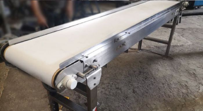 TRANSPORTADOR CON CAMA DESLIZANTE